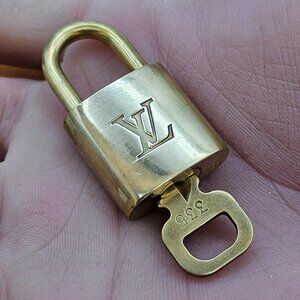 LV Padlock and Key set # 335